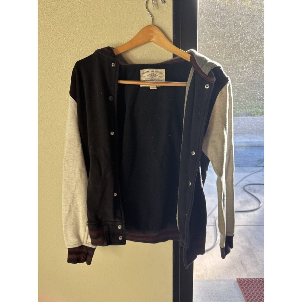 American Eagle Outfitters Vintage Button Hoodie Men’s Small -button hole see des